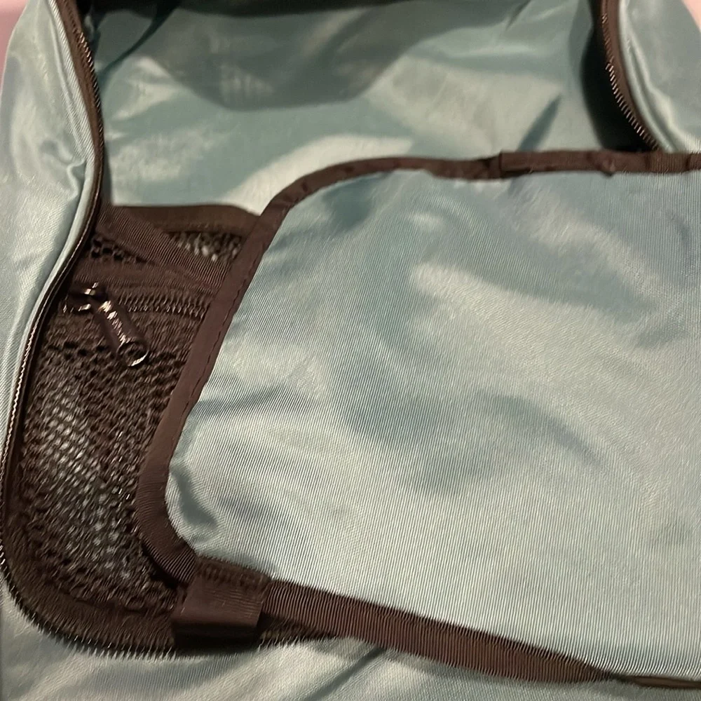 LLBean toiletries bag Green Like New LL Bean